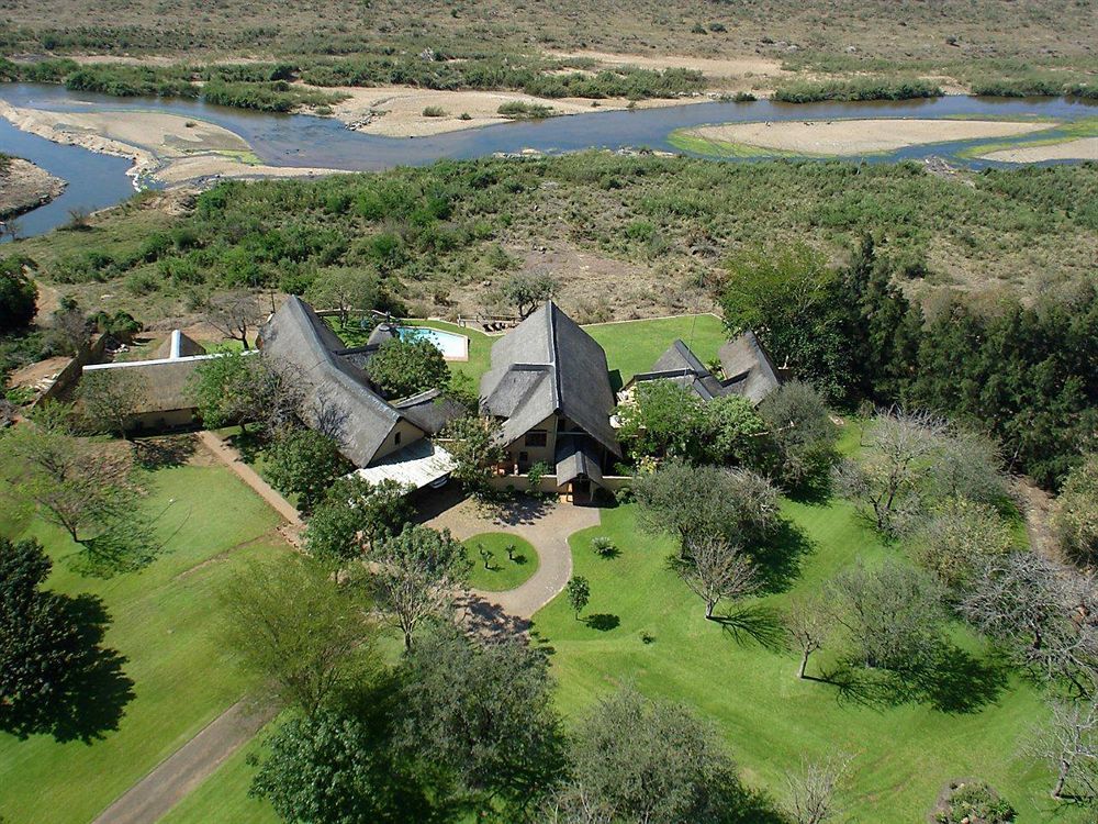 Buckler'S Africa Lodge Kruger Park Komatipoort Exterior photo